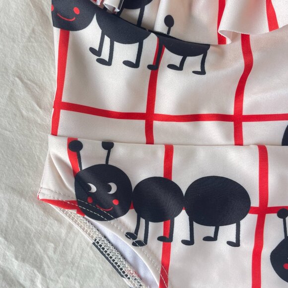 Hugo Loves Tiki Ruffle Suit - Picture 4 of 4